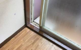 【建具の隙間と心の隙間】